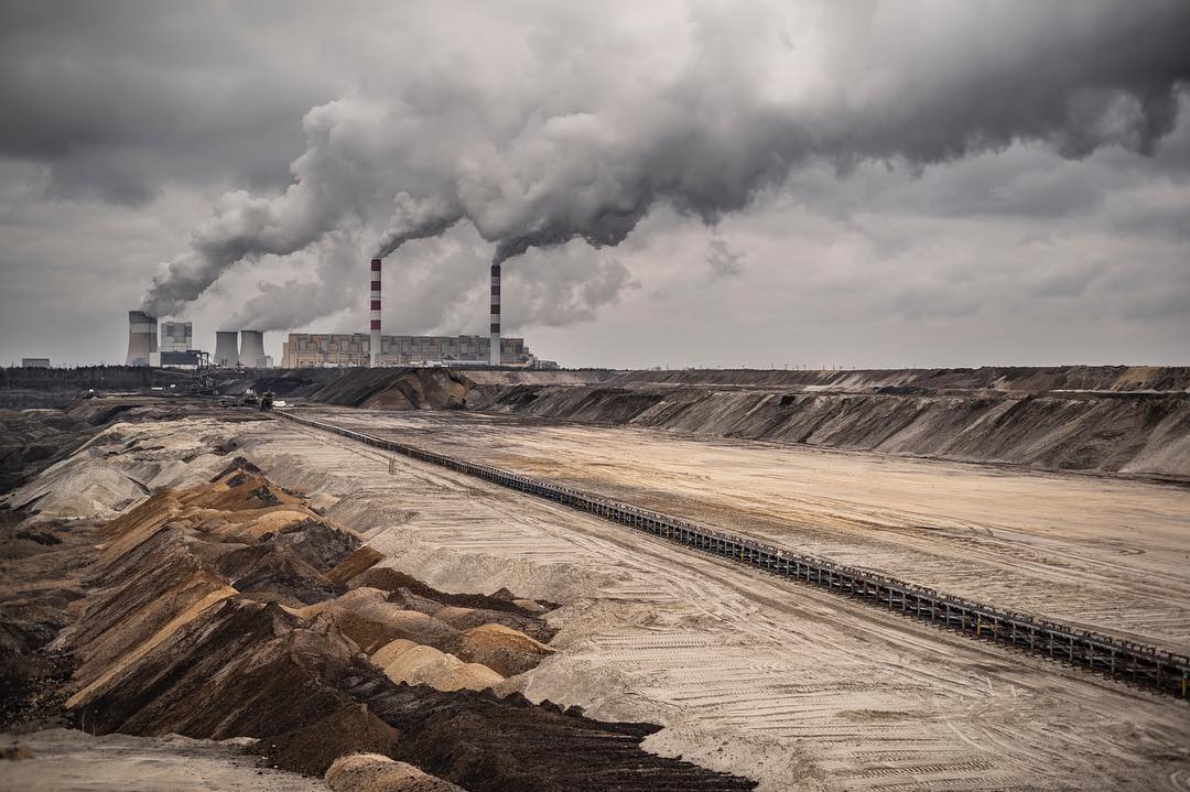 In Poland w. @filip_springer #airqualityindex #airpollution #openpitmine #coal